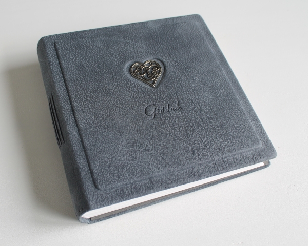 Gästebuch - Album "Herz" aus grauem Büffelleder, mittelgroß